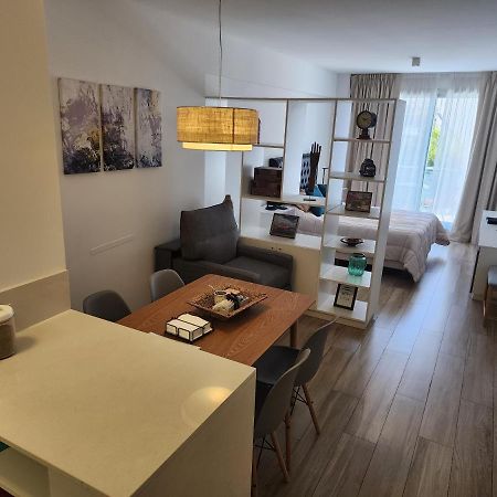 Exclusivo Estudio A Metros De La Rural Y La Embajada ブエノスアイレス エクステリア 写真