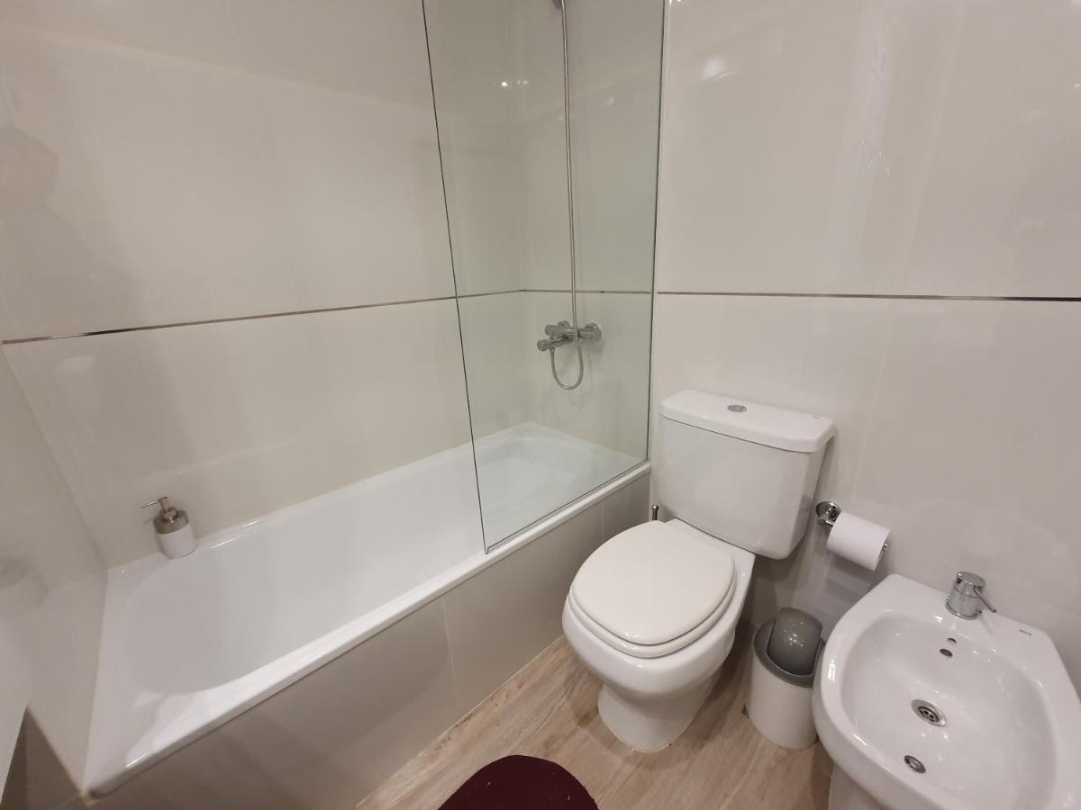 Exclusivo Estudio A Metros De La Rural Y La Embajada ブエノスアイレス エクステリア 写真
